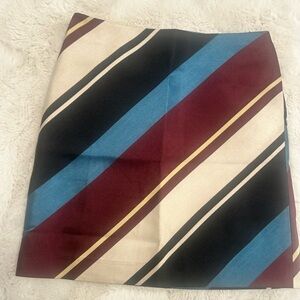 ANN TAYLOR Multicolored Stripes Sz 6 Casual or Dress Lined
Line Mini Skirt‎